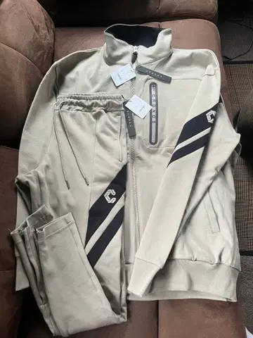 크로노스 베이지 트랙 수트 남성용 셋업