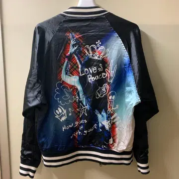 그래픽 프린트 스카잔