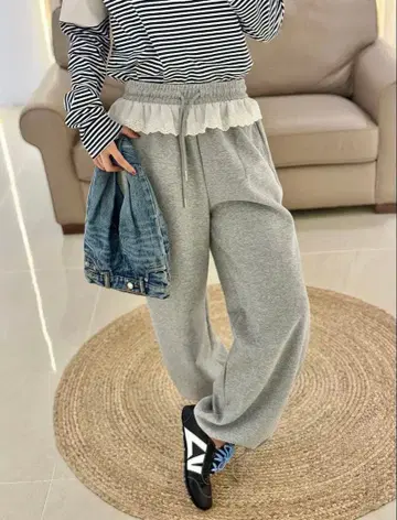 레이스 레이어드 스웨트 팬츠 그레이 조거 팬츠 프릴 저지 한국