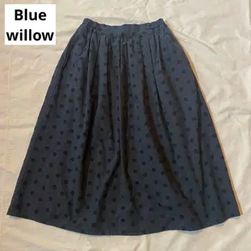 Bluewillow 블루위로 도트 무늬 플레어 스커트 그레이 원사이즈