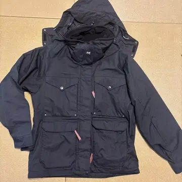 블랙 M 후드 부착 스노우웨어