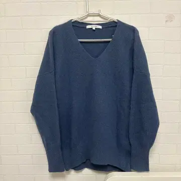 UNTITLED 블루 V넥 긴팔 니트 스웨터