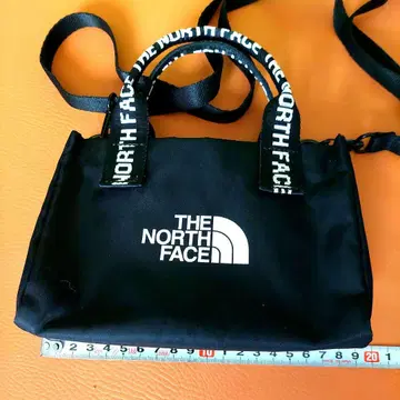 THE NORTH FACE 숄더백 블랙