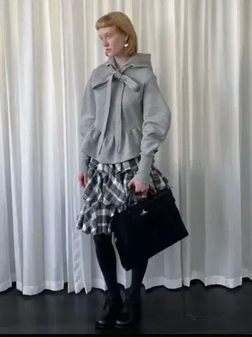 리본 디자인 후디