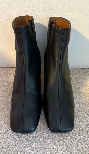 모드 에 자코모 숏부츠