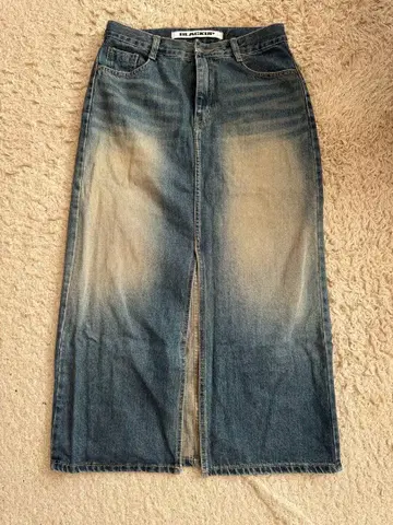 BLACK UP 로그 워시 롱 데님 스커트