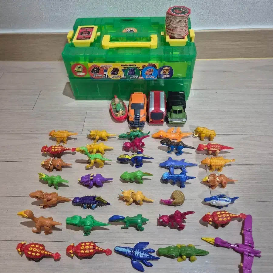 Dino Mecard Tinysoar 35 pieces bulk