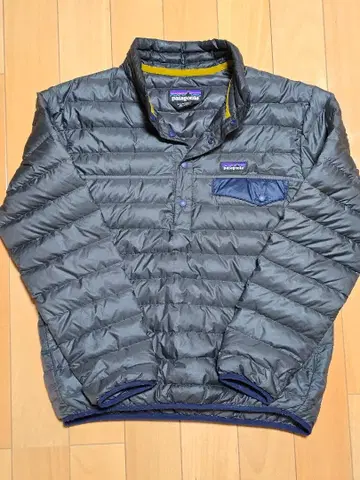 파타고니아 다운 스냅T 풀오버 S 사이즈