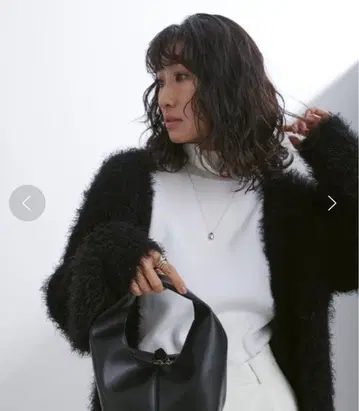 유어스 샤기 가디건 블랙