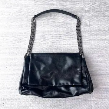 [ 새상품급 ] ZARA 블랙 가죽 숄더백 ITZY 유나