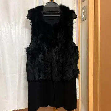 블랙 퍼 니트 베스트