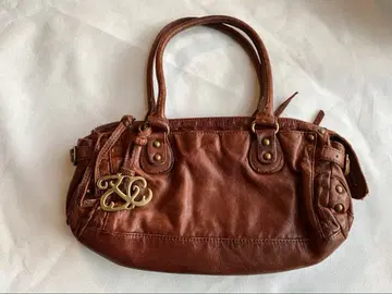 주케로 필라토 브라운 가죽 핸드백