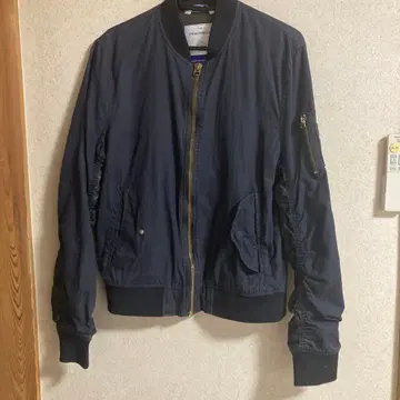 MA-1 스타일 네이비 자켓