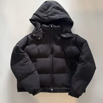 지나시스 후드 부착 블랙 다운 자켓