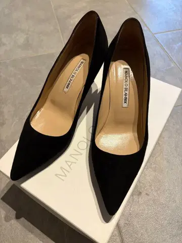 마놀로 블라닉 bb 스틸레토 스웨이드 블랙