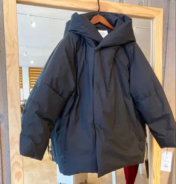 CLOCHE 크로셰 다운 코트 다운 자켓 블랙