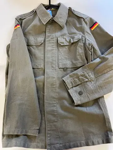 그레이 밀리터리 자켓 컬러풀 스트라이프