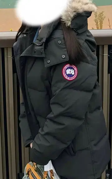 CANADA GOOSE Chelsea Parka 블랙 M