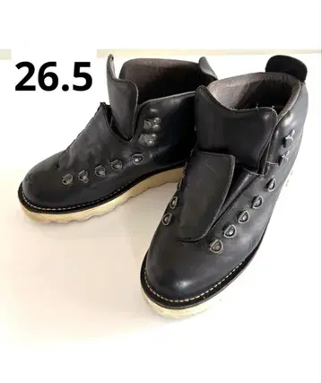 블랙 하이컷 부츠