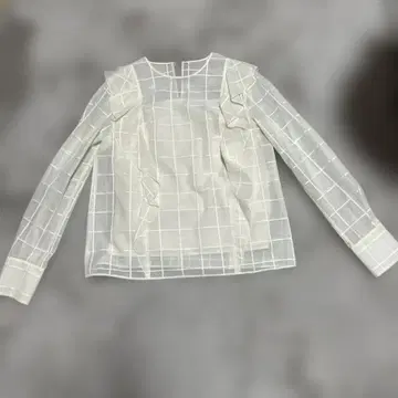 화이트 체크 무늬 긴팔 블라우스 사이즈 40 미사용에 가까움