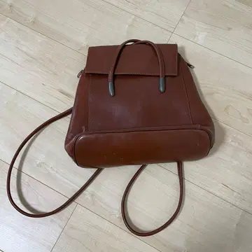 브라운 가죽 백팩