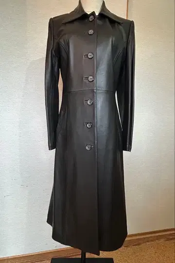 블랙 가죽 롱 코트