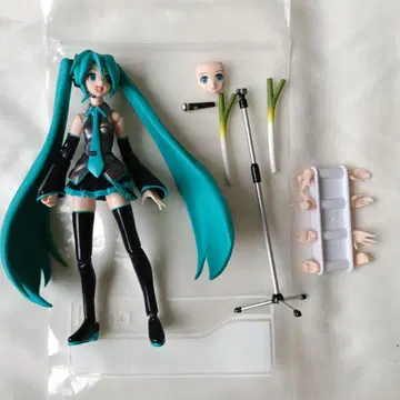 figma 하츠네 미쿠 014 캐릭터 보컬 시리즈 01 가동 피규어