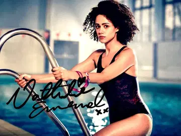 세일 중 - 나탈리 에마뉘엘 친필 사인 초대전 사진 - 와일드 스피드 -