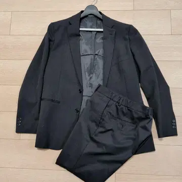 그린 라벨 릴랙싱 다크 그레이 캐주얼 수트 슬림