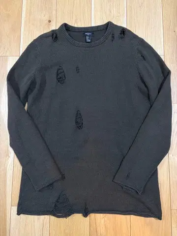 FOREVER 21 데미지 가공 올리브 크루넥 스웨터 L