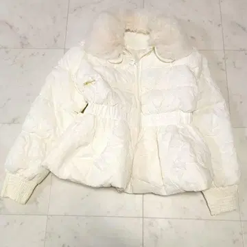 PELLICULE 페리큐르 꽃무늬 엠보 페플럼 다운 자켓 F