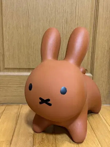 [ 새상품급 ] 브루나 봉봉 브라운 미피 밸런스볼