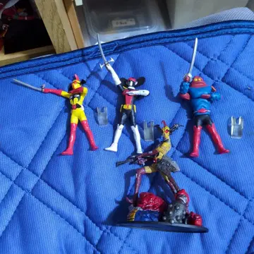 아쿠마이저 3 피규어 3체 + S.I.C. 타쿠미다마시 이블 가브라