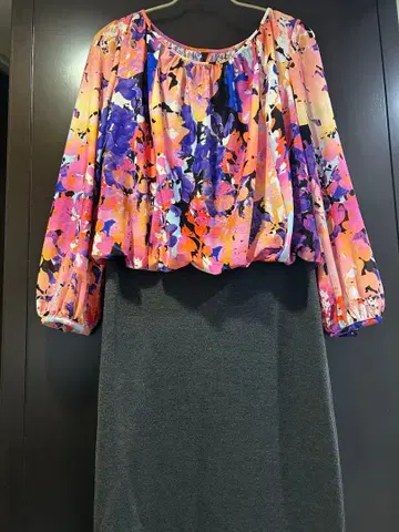 [새상품급] kayme 꽃무늬 스트레치 원피스