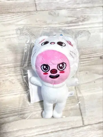 SKZOO 돼끼 창빈 백참 ToyWorld