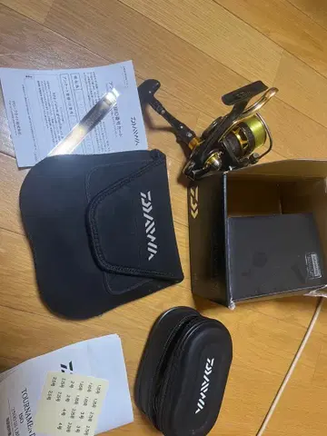 다이와 15 토너먼트 2500SH-LBD 새상품 구치부트 스풀 세트