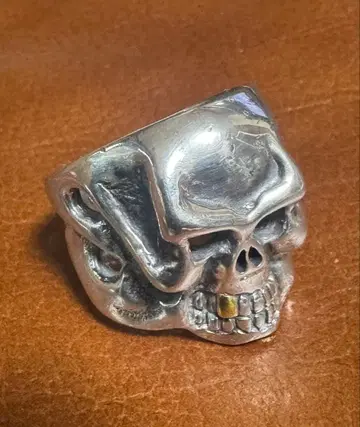 [트래비스 워커] 오리지널 스컬 반지 핑크 골드 투스