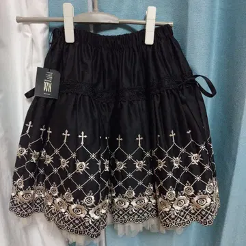 BPN 플레어 스커트 M 사이즈