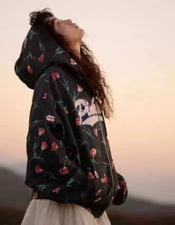 리틀 서니 바이트 핑크하우스 콜라보 후드티 맨투맨 후디 꽃