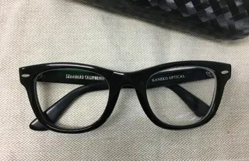 금자안경 스탠다드 캘리포니아 검은색 테두리 셀 프레임 안경