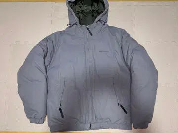 그레이 후드 부착 다운 자켓