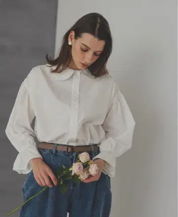 UNMINOU 라운드 칼라 블라우스