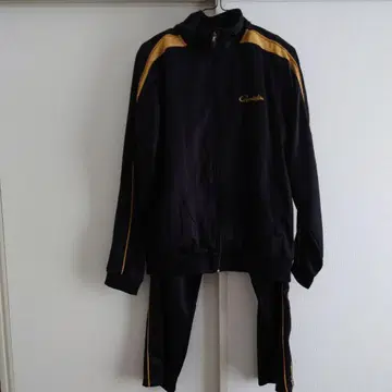 가마가츠 저지 상하의