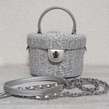 마리퀀트 콜라보 LILY BROWN 실버 트위드 숄더백