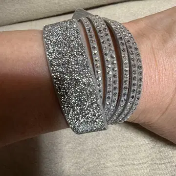 스와로브스키 가죽 실버 스톤 팔찌