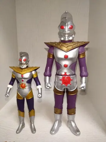 반다이 울트라맨 킹과 파치킹