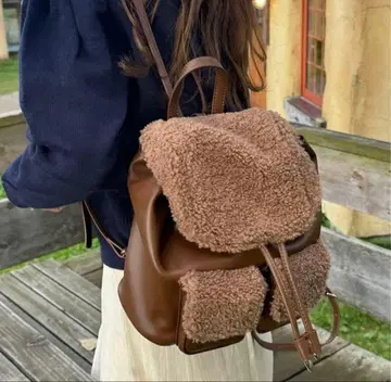 미사용 새상품 보아 포켓 백팩 모카 백팩