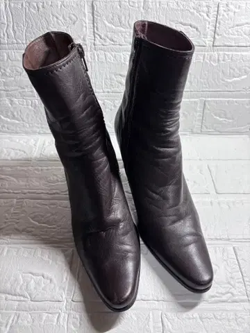 히미코 다크 브라운 가죽 스틸레토 부츠