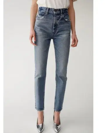 MOUSSY MVS SKINNY 24