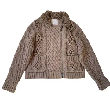 가레나 케이블 지퍼 니트 폼폼 가디건 울 혼방 복슬복슬